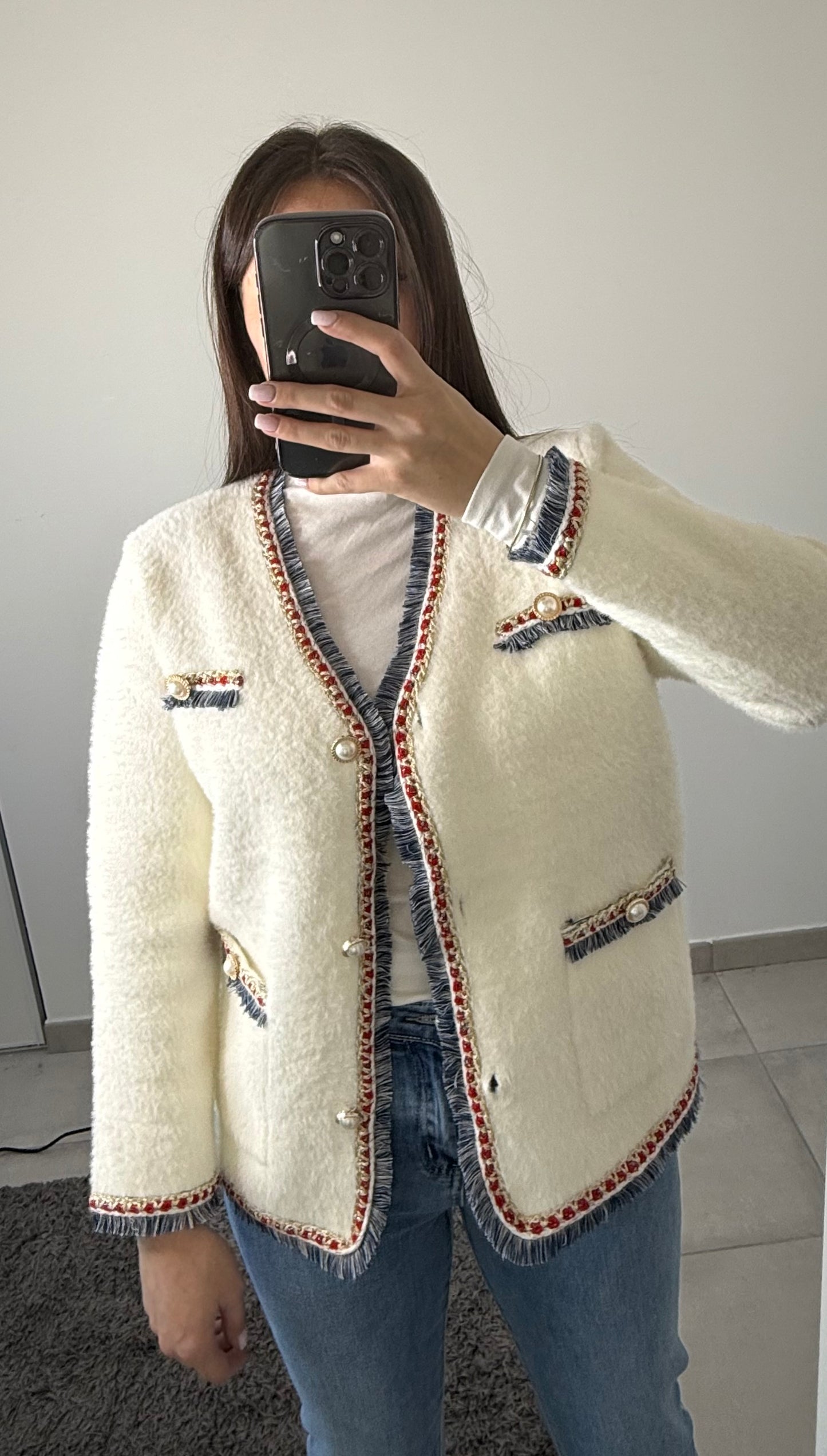Veste blanche lisere bleu rouge