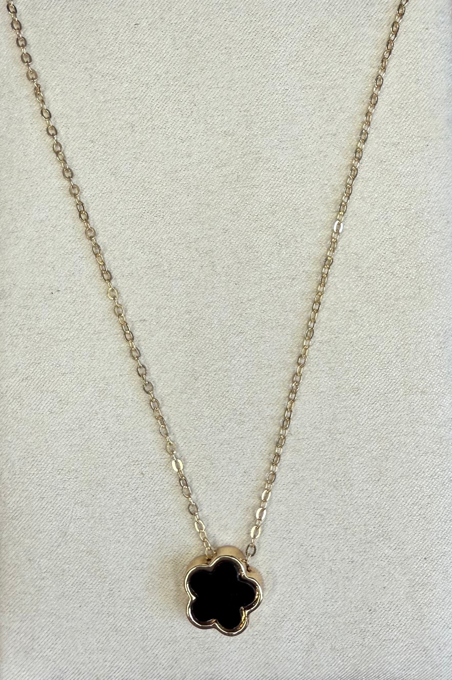 Collier VAN NOIR