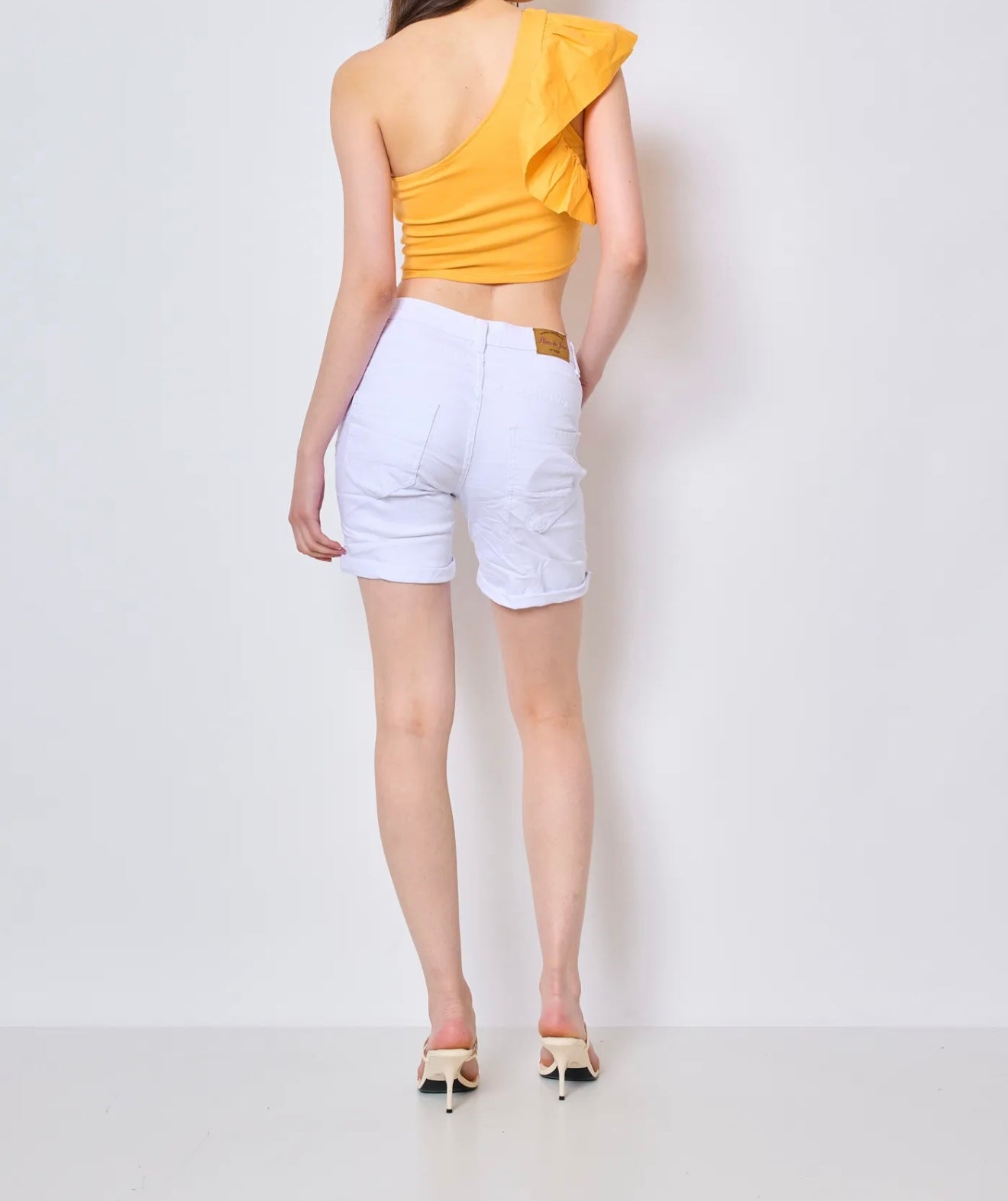 Short BOUTONS