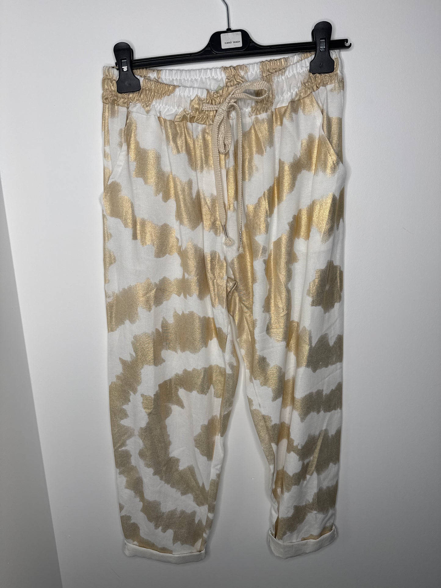 Ensemble TIE AND DYE
